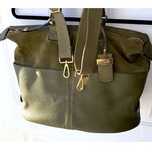 Moda Luxe London Satchel Retails $90- Green Beautiful VGU